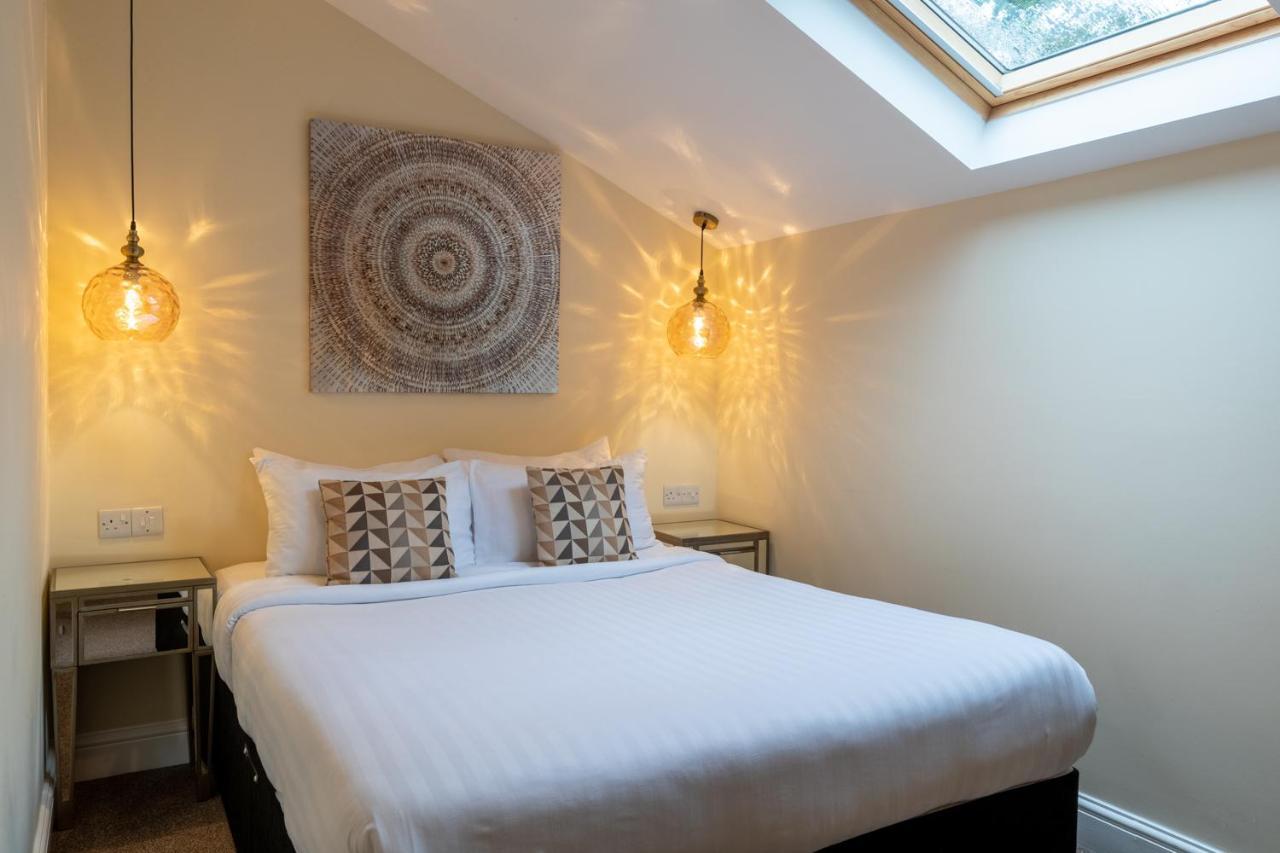 Lakes Hotel & Spa Bowness-on-Windermere Eksteriør bilde A bedroom at the hotel