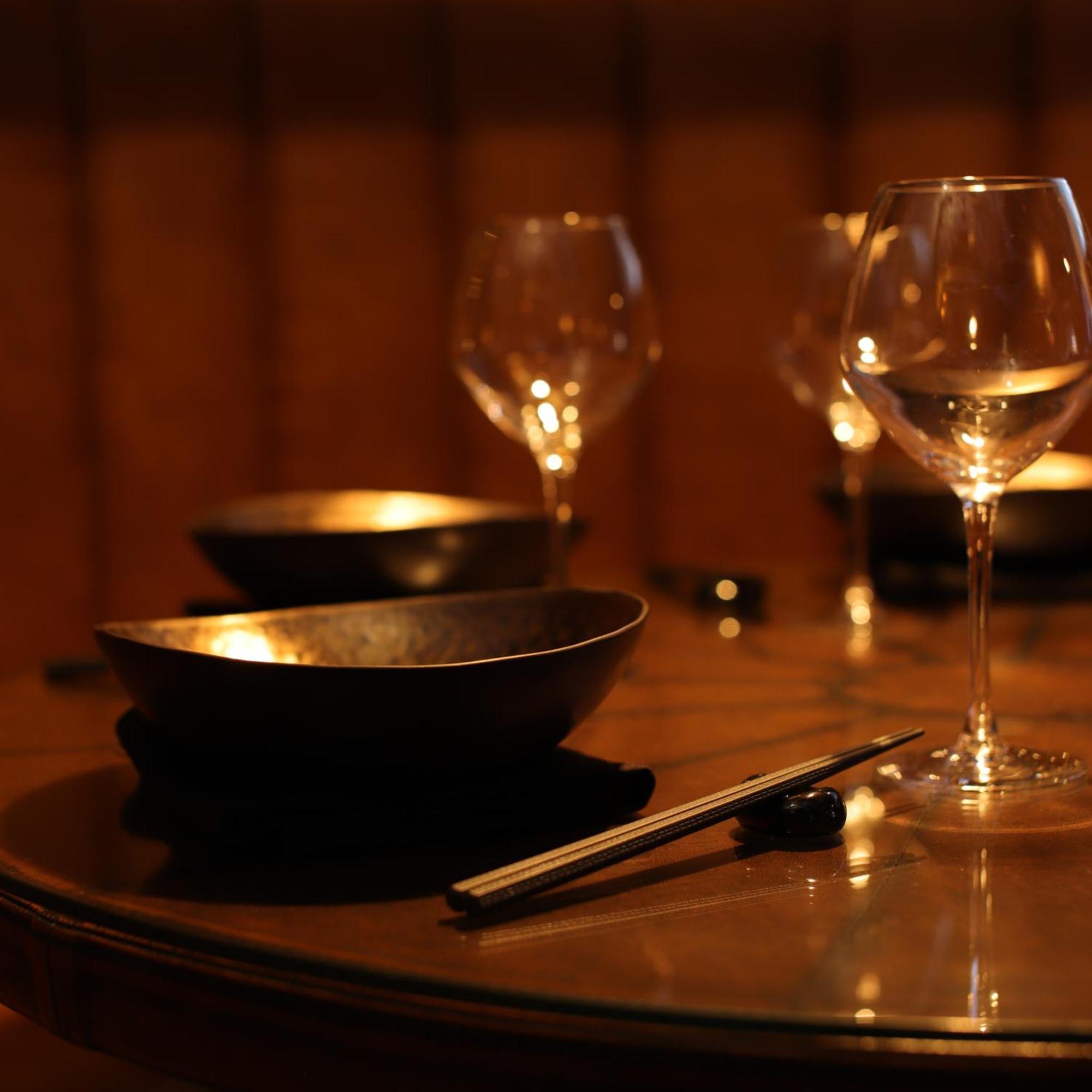 Lakes Hotel & Spa Bowness-on-Windermere Eksteriør bilde A wine glass and chopsticks