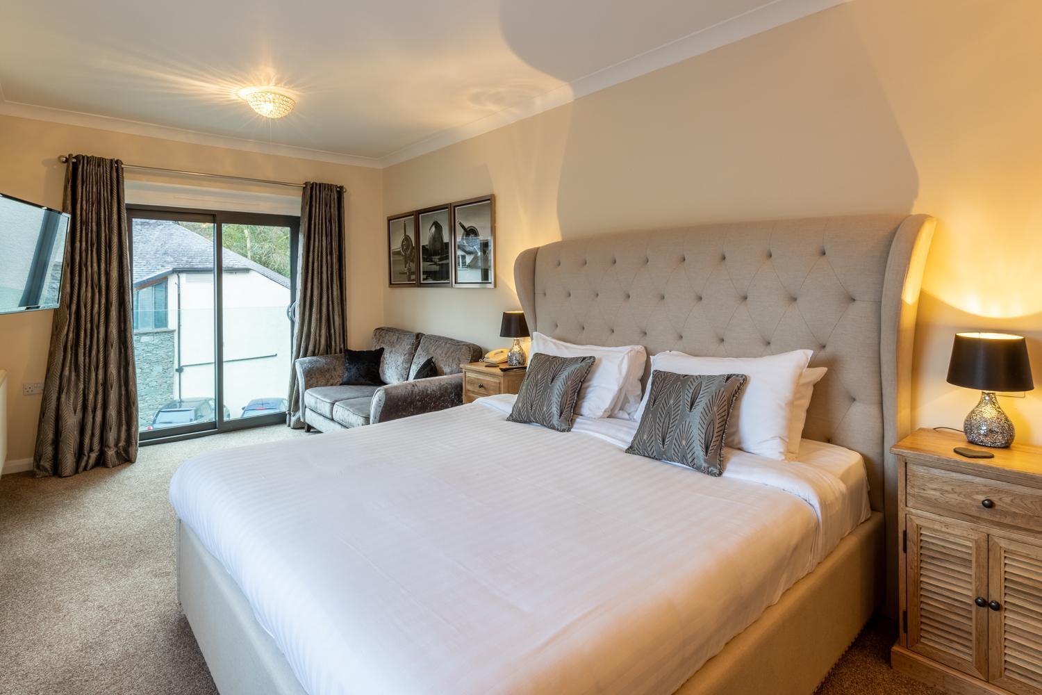 Lakes Hotel & Spa Bowness-on-Windermere Rom bilde A bedroom at The Old Vicarage Hotel